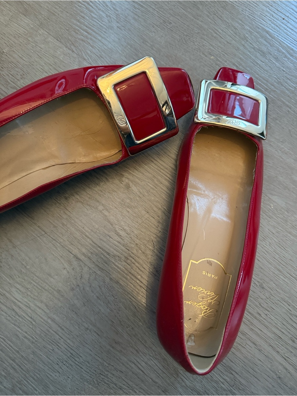 Roger Vivier - Picture 2 of 6
